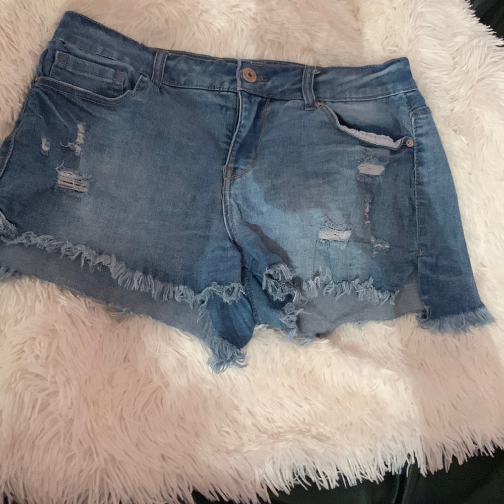 Worn VanillaStar High Low Shortie shorts